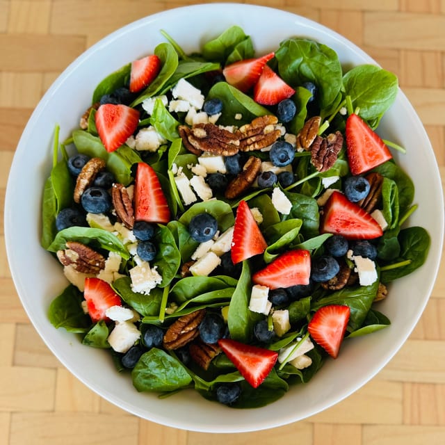 WEEKLY RED, WHITE & BLUE SALAD (GF).